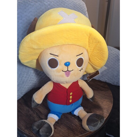 One Piece Plush 18 inch Chopper in Luffy Outfit Round1 Exclusive - Picture 1 of 4